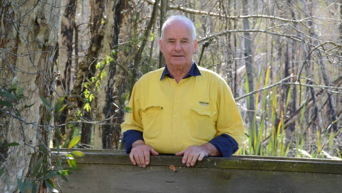 Environmental officer Bob McDonell outlines drought, bushfire and flood damage to Cattai Wetlands - Port Macquarie News